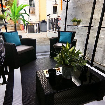 Hugh'S And Nora'S Place To Stay นิวยอร์ก ภายนอก รูปภาพ