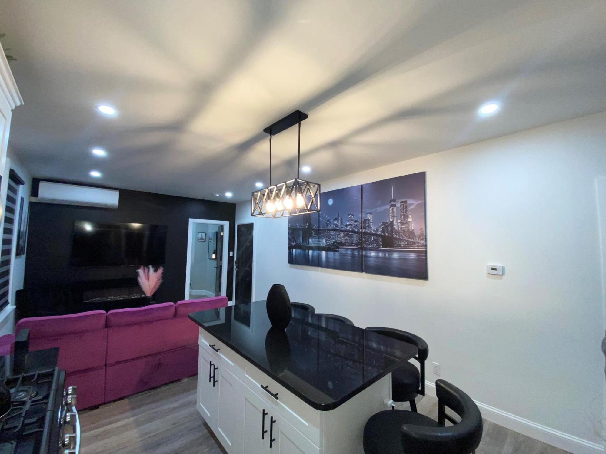 Hugh'S And Nora'S Place To Stay นิวยอร์ก ภายนอก รูปภาพ